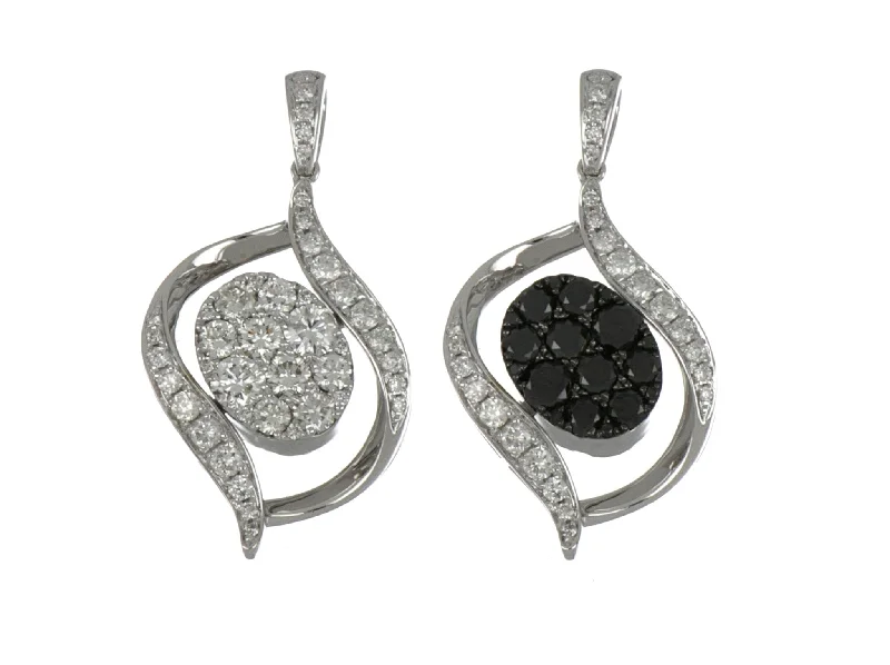 Black Diamond Ladies Pendant (Black Diamond 0.9 cts. White Diamond 1.11 cts.)