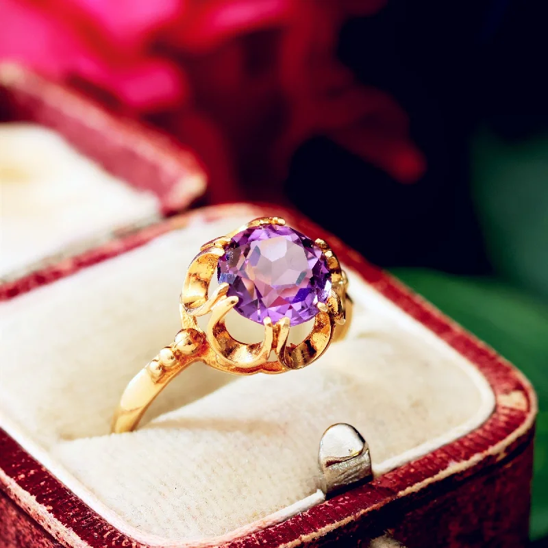 Vintage Date 1974 Lilac Amethyst Gem Ring