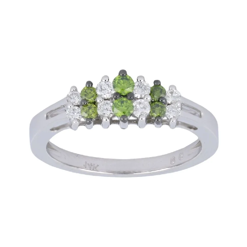 Green Diamond Ring (Green Diamond 0.27 cts. White Diamond 0.24 cts.)