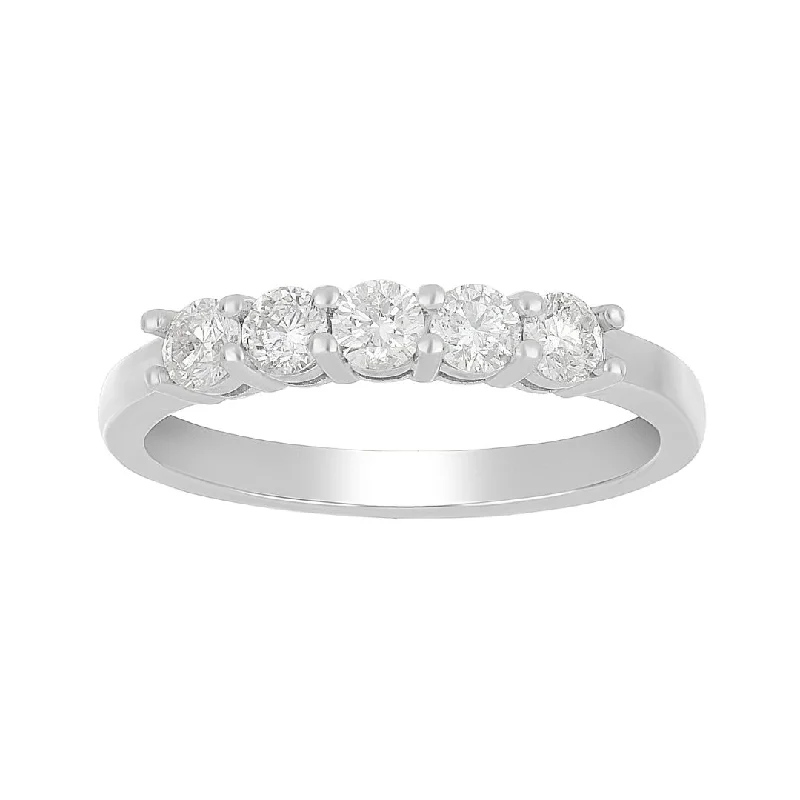 White Diamond Ring (White Diamond 0.5 cts.)