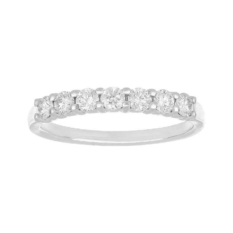 White Diamond Ring (White Diamond 0.5 cts.)