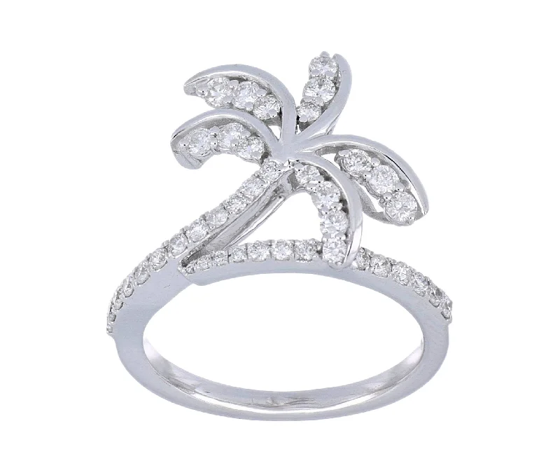 White Diamond Ring (White Diamond 0.6 cts.)