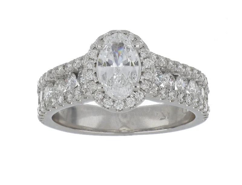 White Diamond Ladies Ring (White Diamond 0.76 cts. White Diamond 1 cts.)