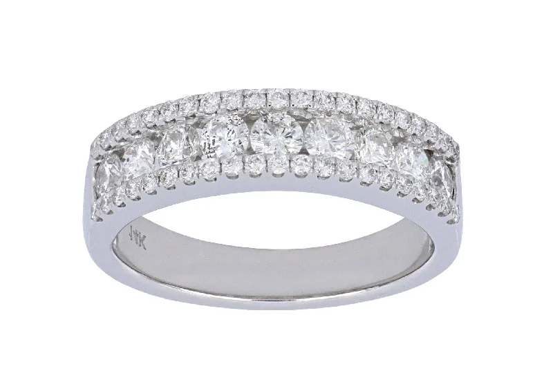 White Diamond Ring (White Diamond 1.06 cts.)