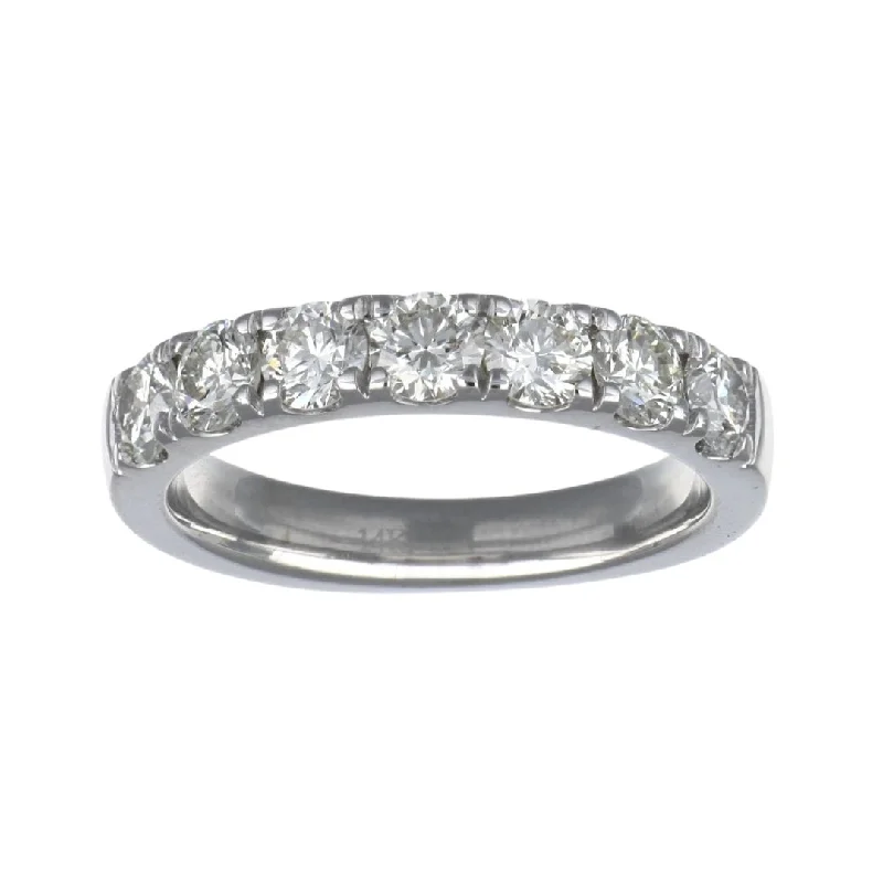 White Diamond Ring (White Diamond 1.33 cts.)