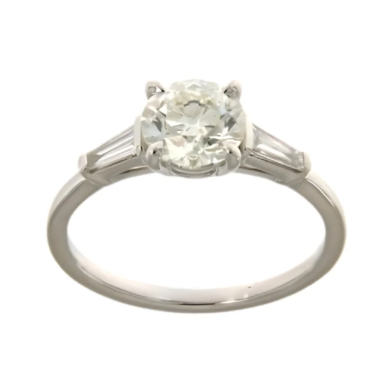 White Diamond Ring (White Diamond 1.51 cts. J SI2 White Diamond 0.26 cts.)