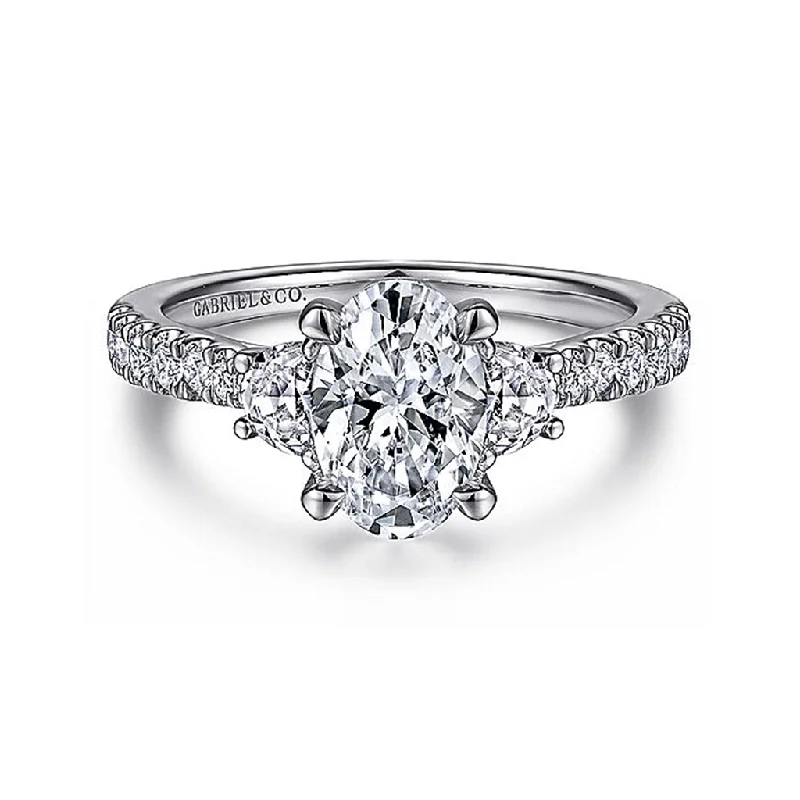 14K White Gold 'Isabel' Three Stone Oval Diamond Engagement Ring