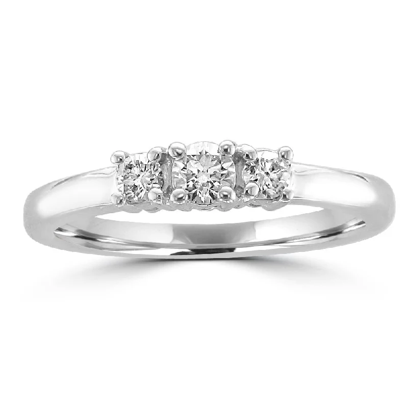 14KT White Gold 1/4 CTW Diamond 3 Stone Ring