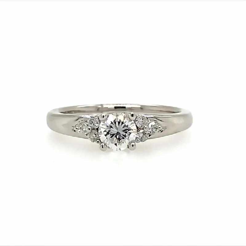 18K White Gold 0.49Ct Round Diamond Classic Engagement Ring