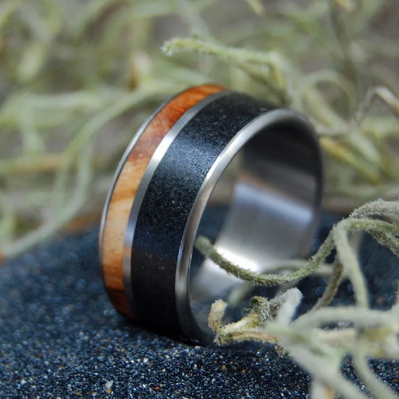 Cypress Swamp | Men's Cypress Wood, Beach Sand & Titanium Wedding Ring